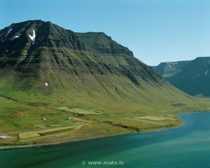 S&eacute;&eth; yfir b&aelig;inn Kald&aacute;.
H&eacute;r m&aacute; einnig sj&aacute; Selab&oacute;l og Selab&oacute;ls hjalla.